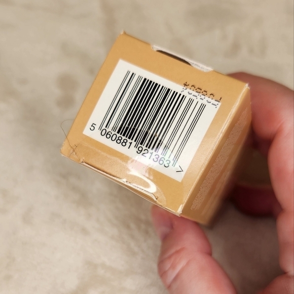 Dr. Botanicals Coffee & Walnut Superfood Renewing Facial Exfoliator - Picture 5 of 9